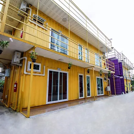 5 Chang Palace