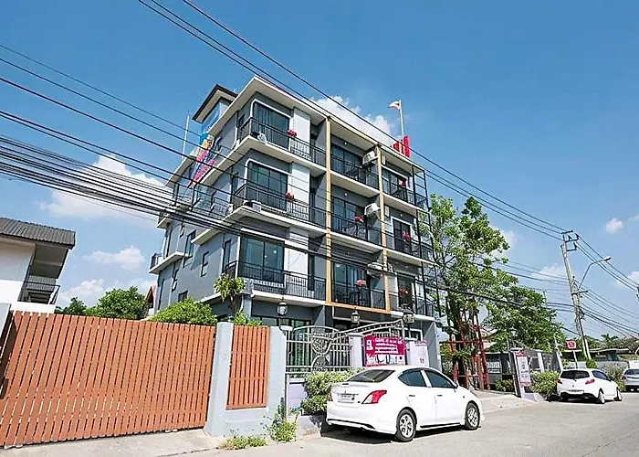 5 Chang Palace 호텔 2*