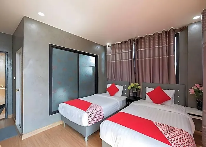 5 Chang Palace 호텔 2*