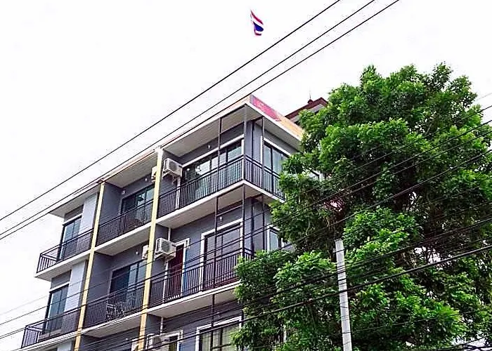 5 Chang Palace