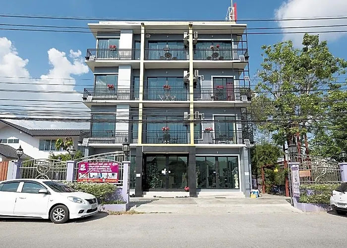5 Chang Palace 호텔