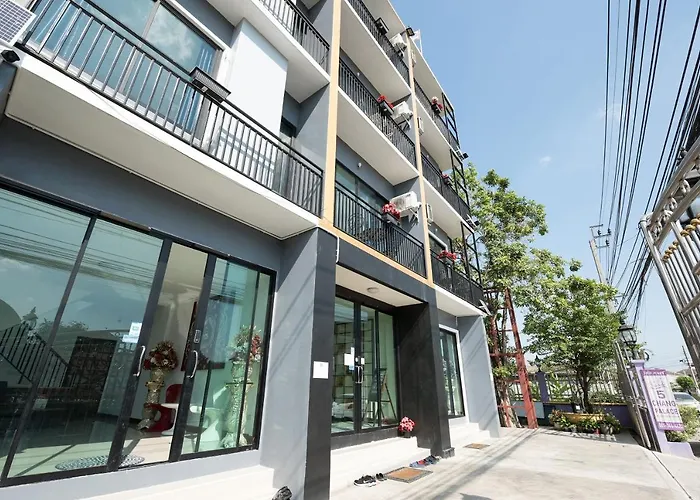 5 Chang Palace 호텔